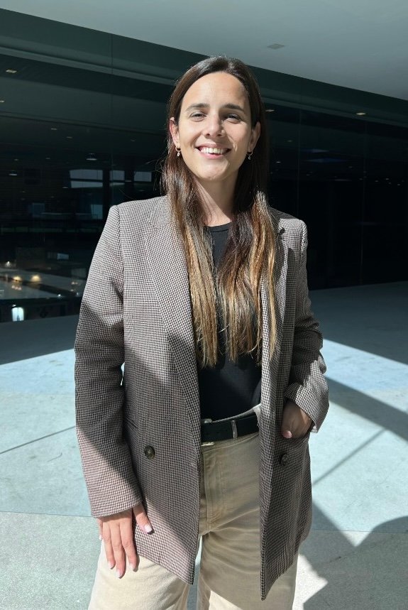 Alexa Livisky Fontal, consultora de marketing digital y paid media